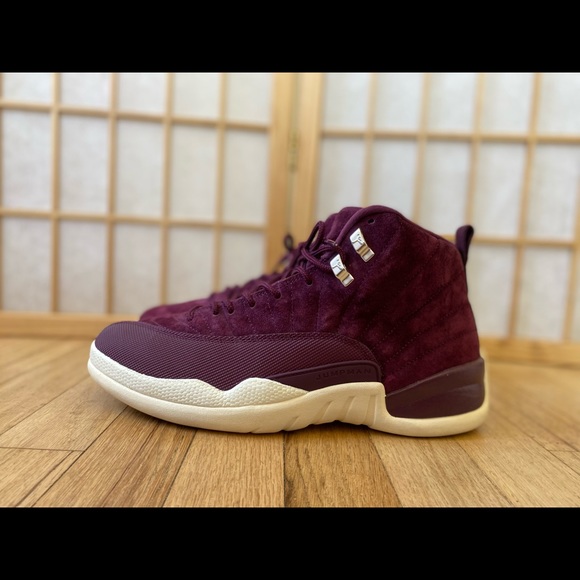 Jordan 12 Bordeaux main image 4